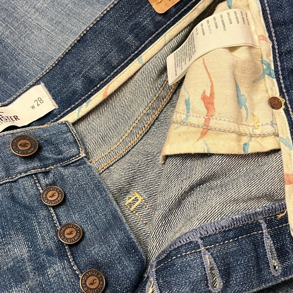 Hollister Jr. Cropped Boyfriend Relaxed Distressed Denim Jeans size 7 - Picture 7 of 12